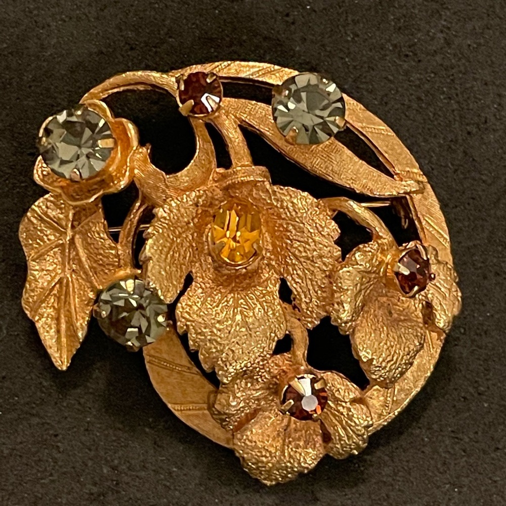 Vtg 1950’s Brooch